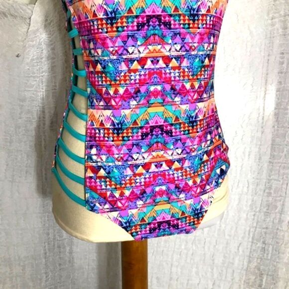 CORAL Colorful Geometric Print One Piece Swimsuit Size XL - Picture 4 of 9